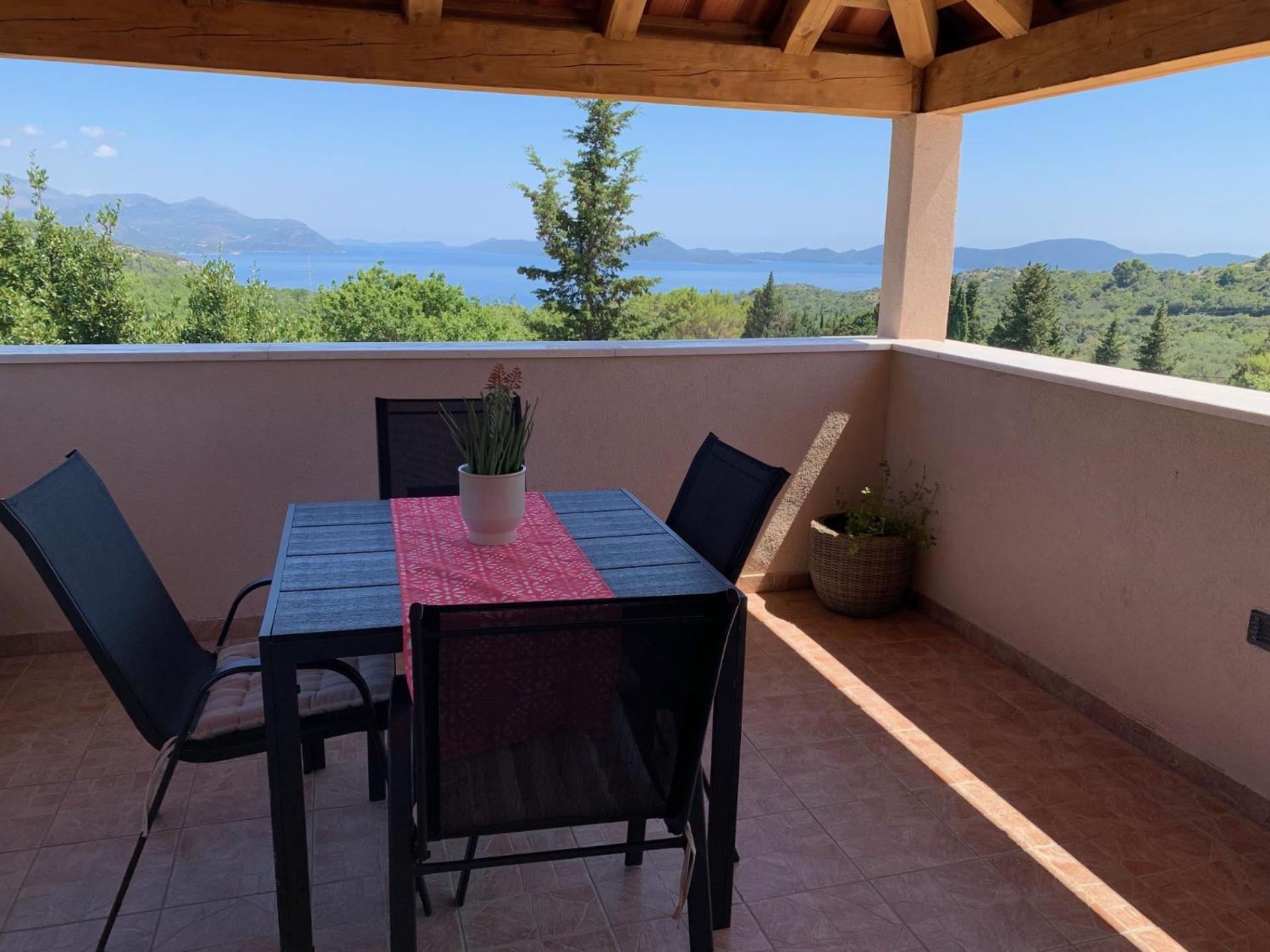 Villa Fragola Doli Екстериор снимка